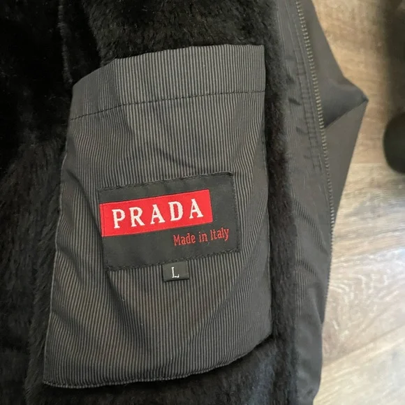 Prada mens Large Art.SGV126 Mat.09W coat